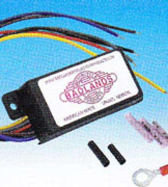 Kit centralina automatica Badlands per frecce fino a 100 Watt per lato