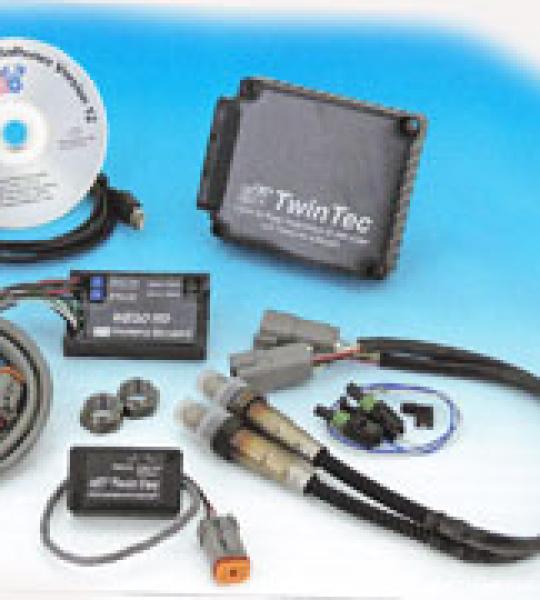 Kit controllo iniezione completo con controller iniezione, Cavo interfaccia PC, interfaccuia banda larga ossigeno gas di scarico per Harley modelli dal 2001 ad oggi