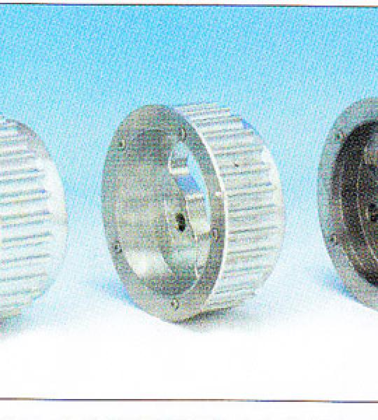 Pulegge anteriori disassate 30 denti con disassamento 38mm per Harley V-Rod 2002-2003